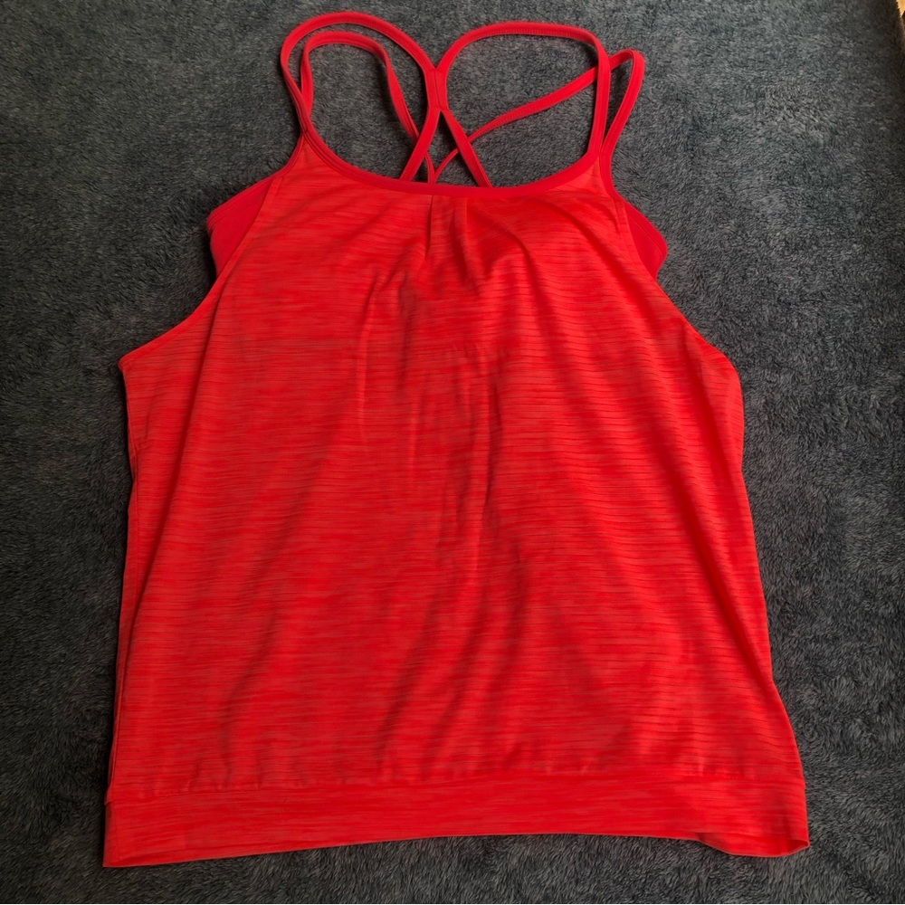 ***SOLD***Women’s Athleta workout athletic tank - Picture 2 of 12